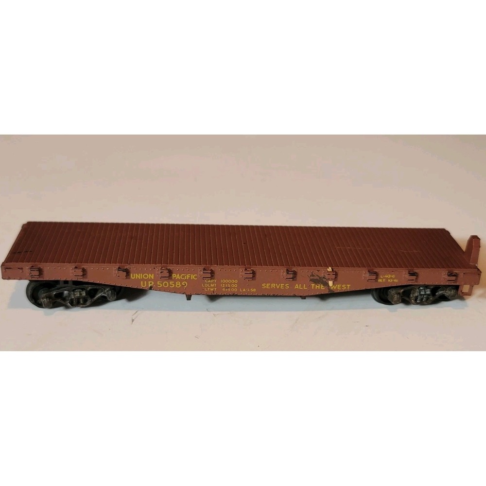 Vintage Ho Scale Athearn Union Pacific Flat Car Model Train #50589